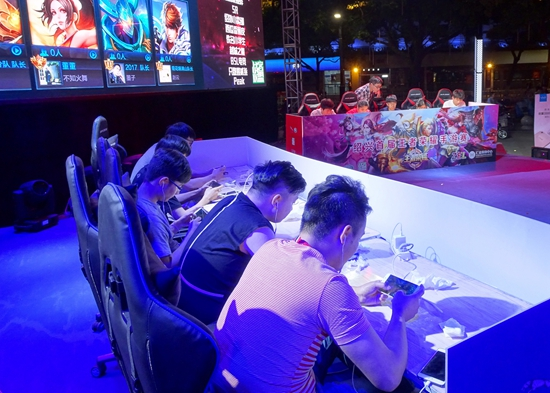 在 VCT 美洲赛季 OFF／／SEASON 2024 期间的所有已知阵容变动