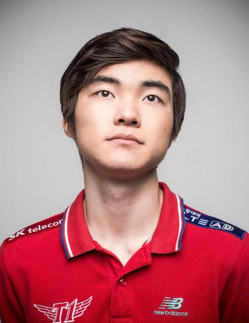 FunPlus Phoenix 和 Top Esports 在 LPL 分裂 2 2025 中取得胜利